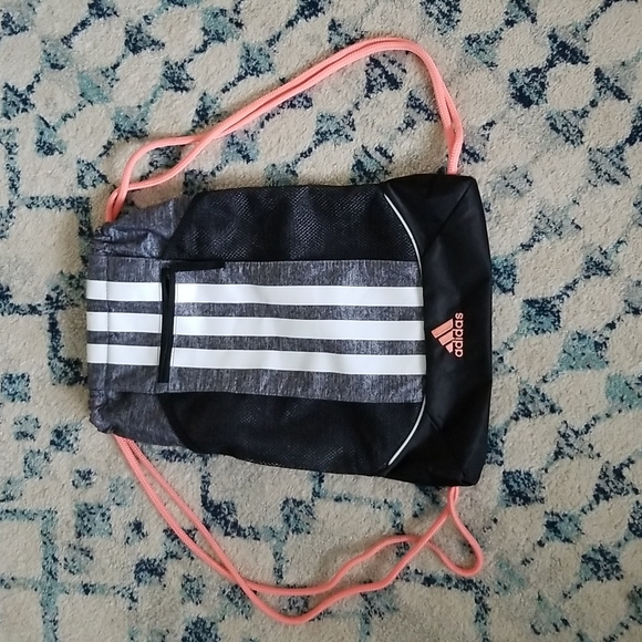 EUC Adidas drawstring sack backpack bag